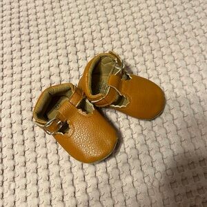 Infant girl shoes